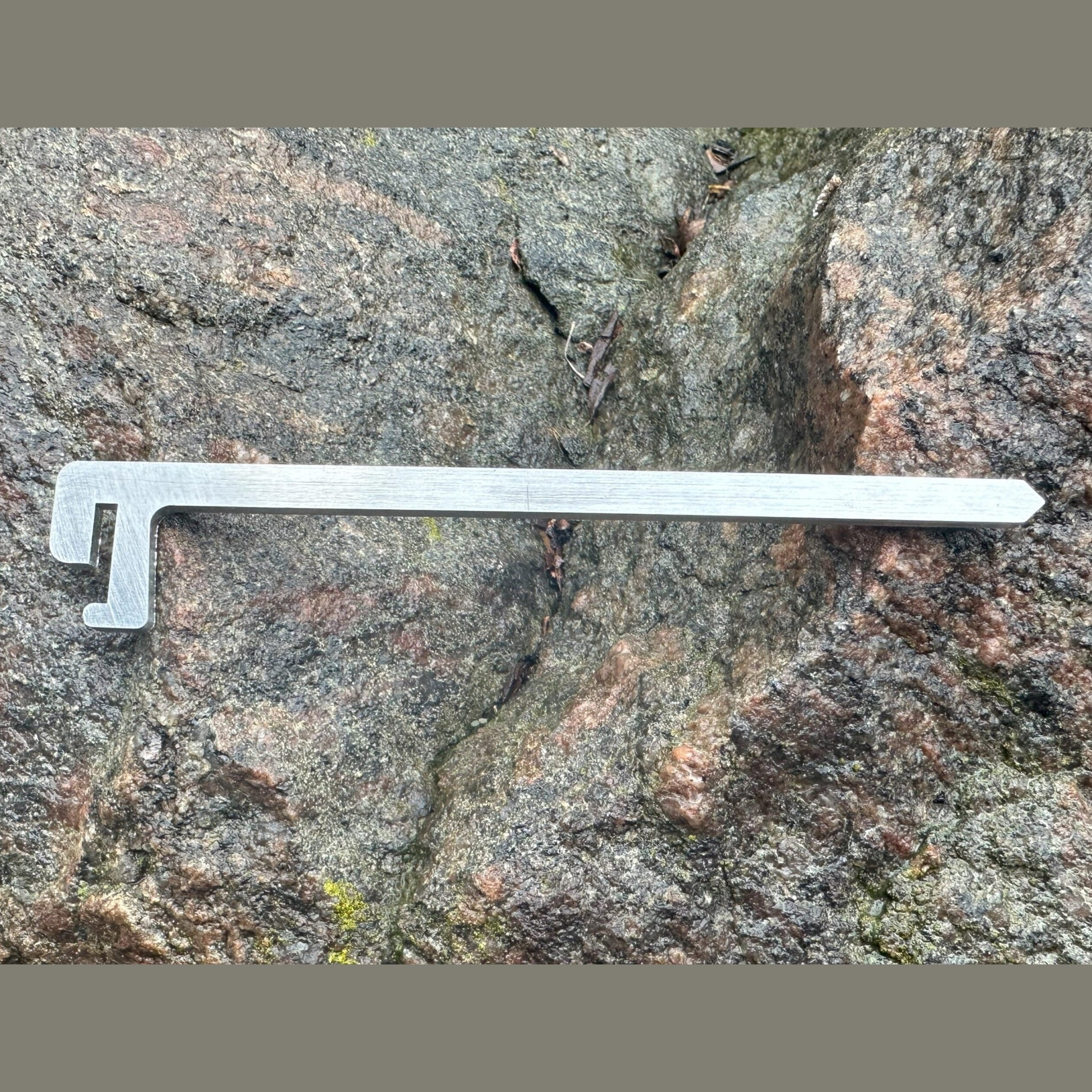 Ultralight Tent Stake Pot Lifter Ultralight Tent Stake Pot Lifter
