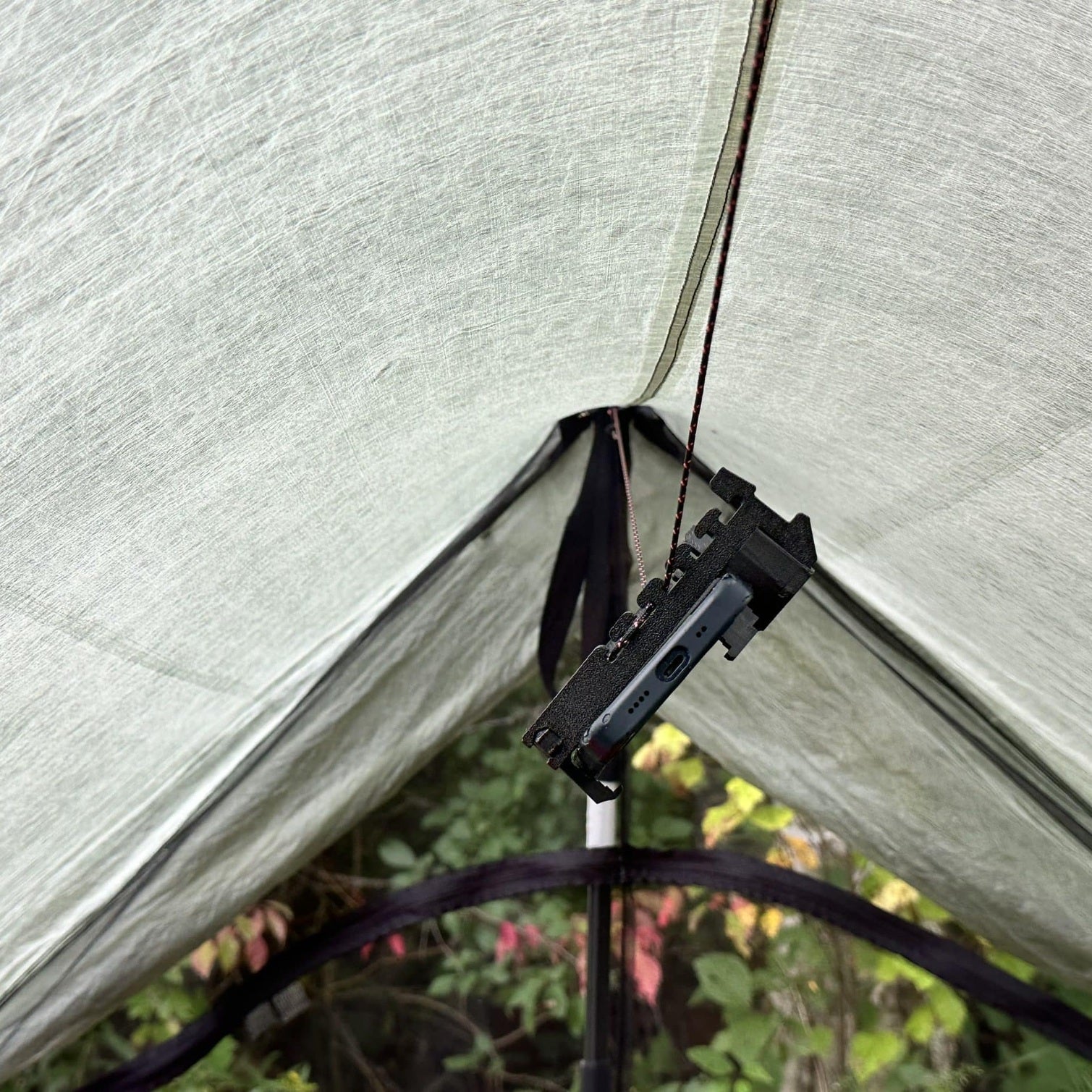 Caveman TV Smartphone Holder Adotec Gear Tent Hanging Organizer with Adjustable Hooks for Efficient Storage and Space Saving